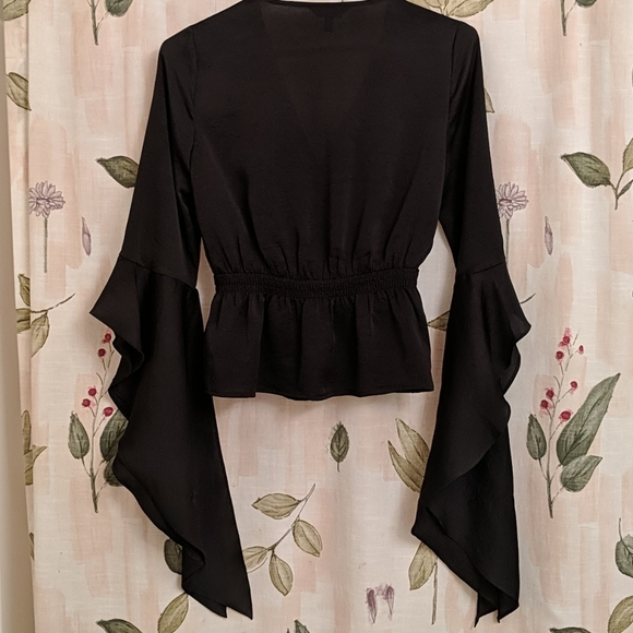 BLK Bohemian blouse flowy sleeves NWOT - Picture 7 of 8